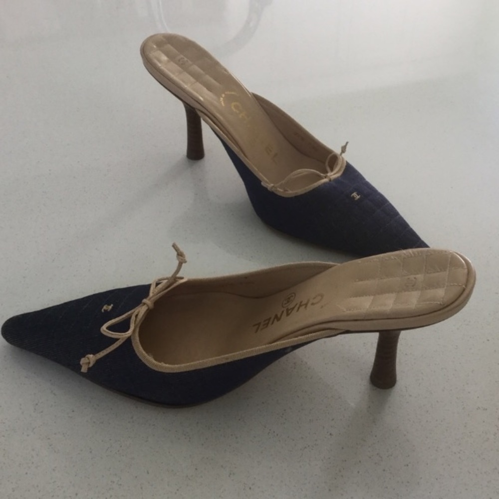 CHANEL mules size 37.5